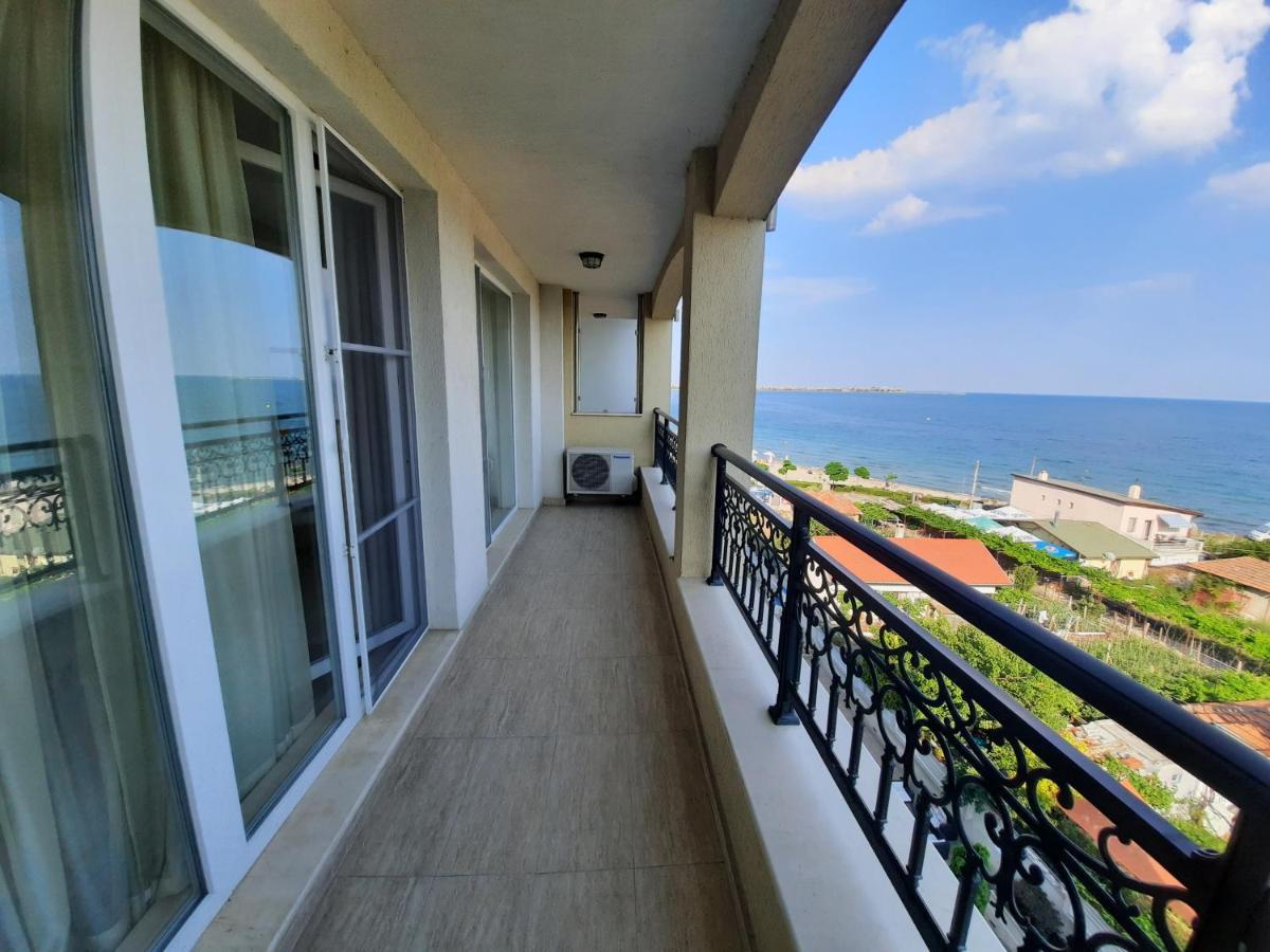 Private Super Apartments By Sea In Apart Hotel ! بوموري المظهر الخارجي الصورة