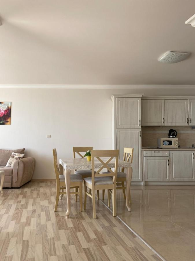 Private Super Apartments By Sea In Apart Hotel ! بوموري المظهر الخارجي الصورة