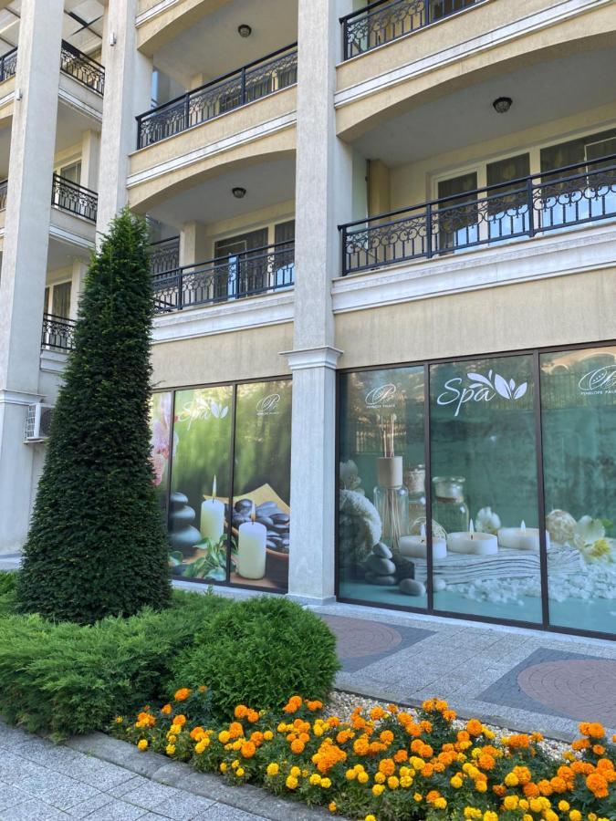 Private Super Apartments By Sea In Apart Hotel ! بوموري المظهر الخارجي الصورة