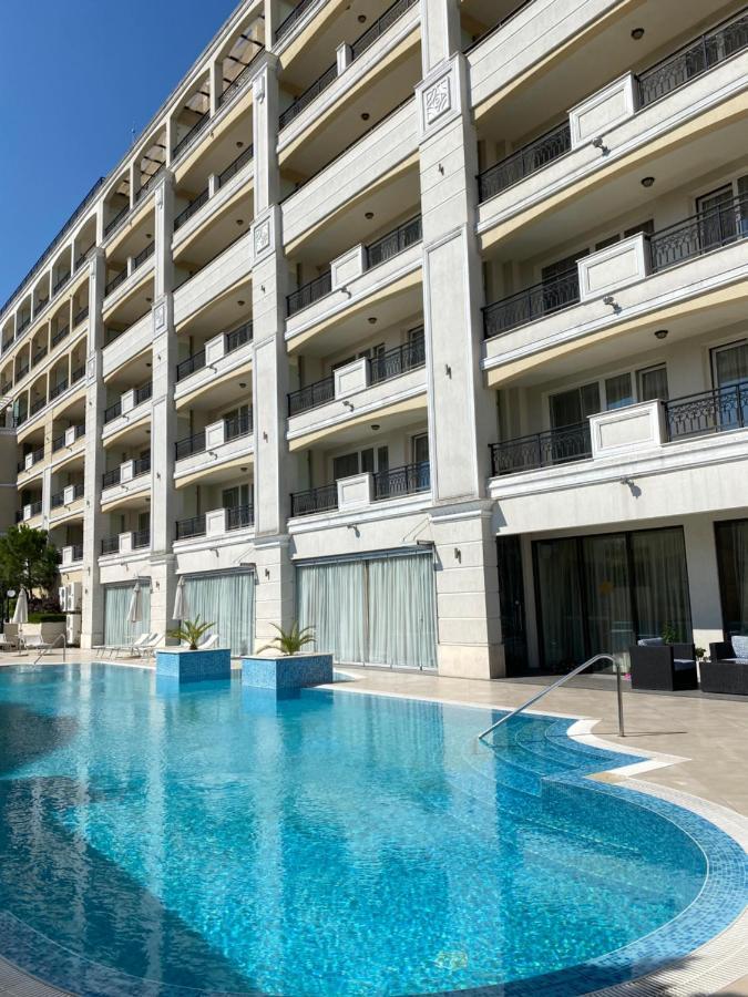 Private Super Apartments By Sea In Apart Hotel ! بوموري المظهر الخارجي الصورة
