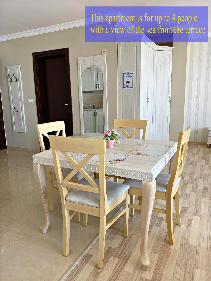 Private Super Apartments By Sea In Apart Hotel ! بوموري المظهر الخارجي الصورة