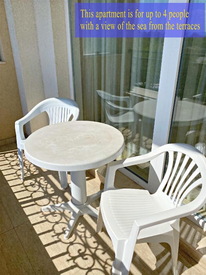 Private Super Apartments By Sea In Apart Hotel ! بوموري المظهر الخارجي الصورة