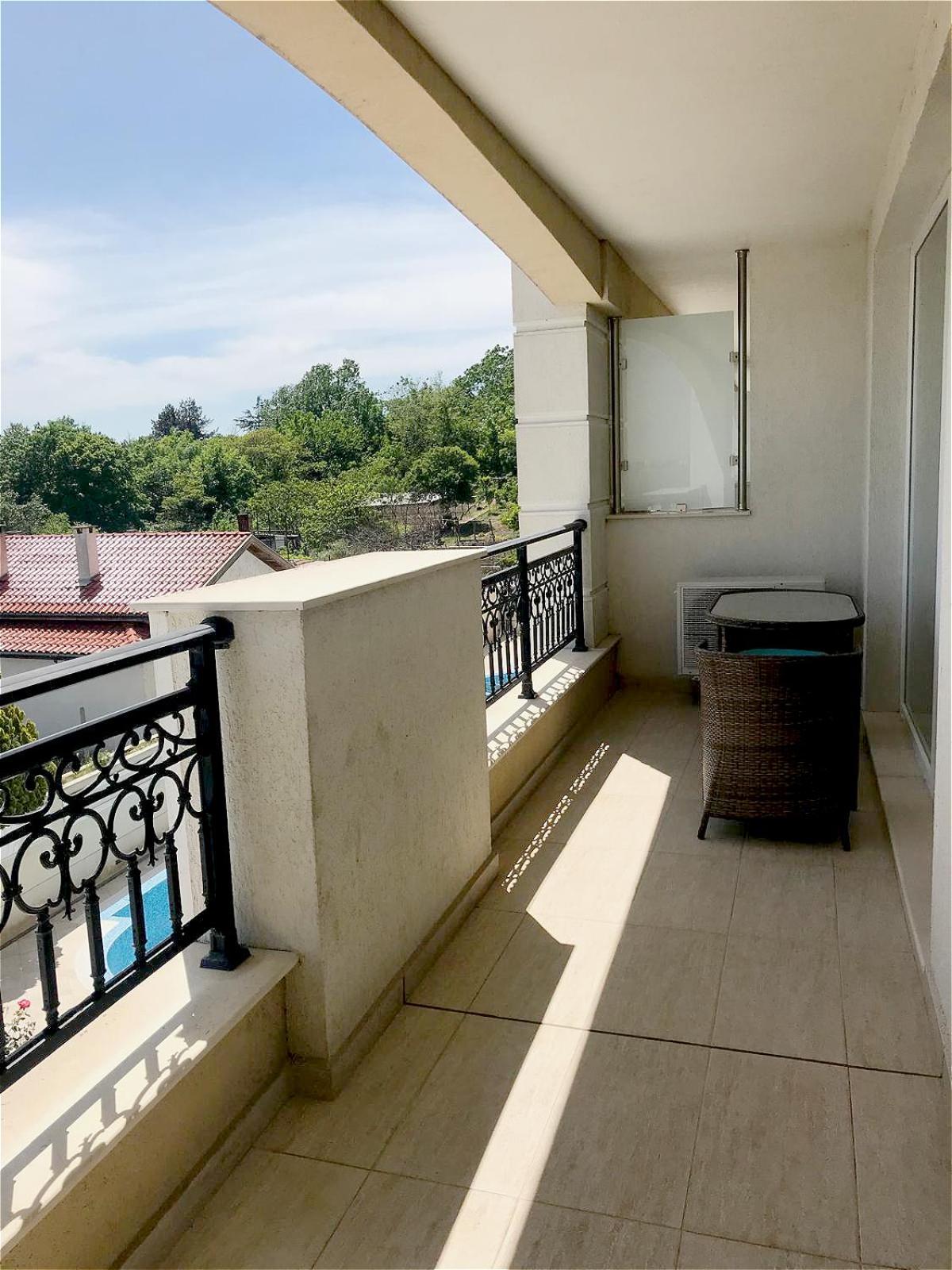 Private Super Apartments By Sea In Apart Hotel ! بوموري المظهر الخارجي الصورة